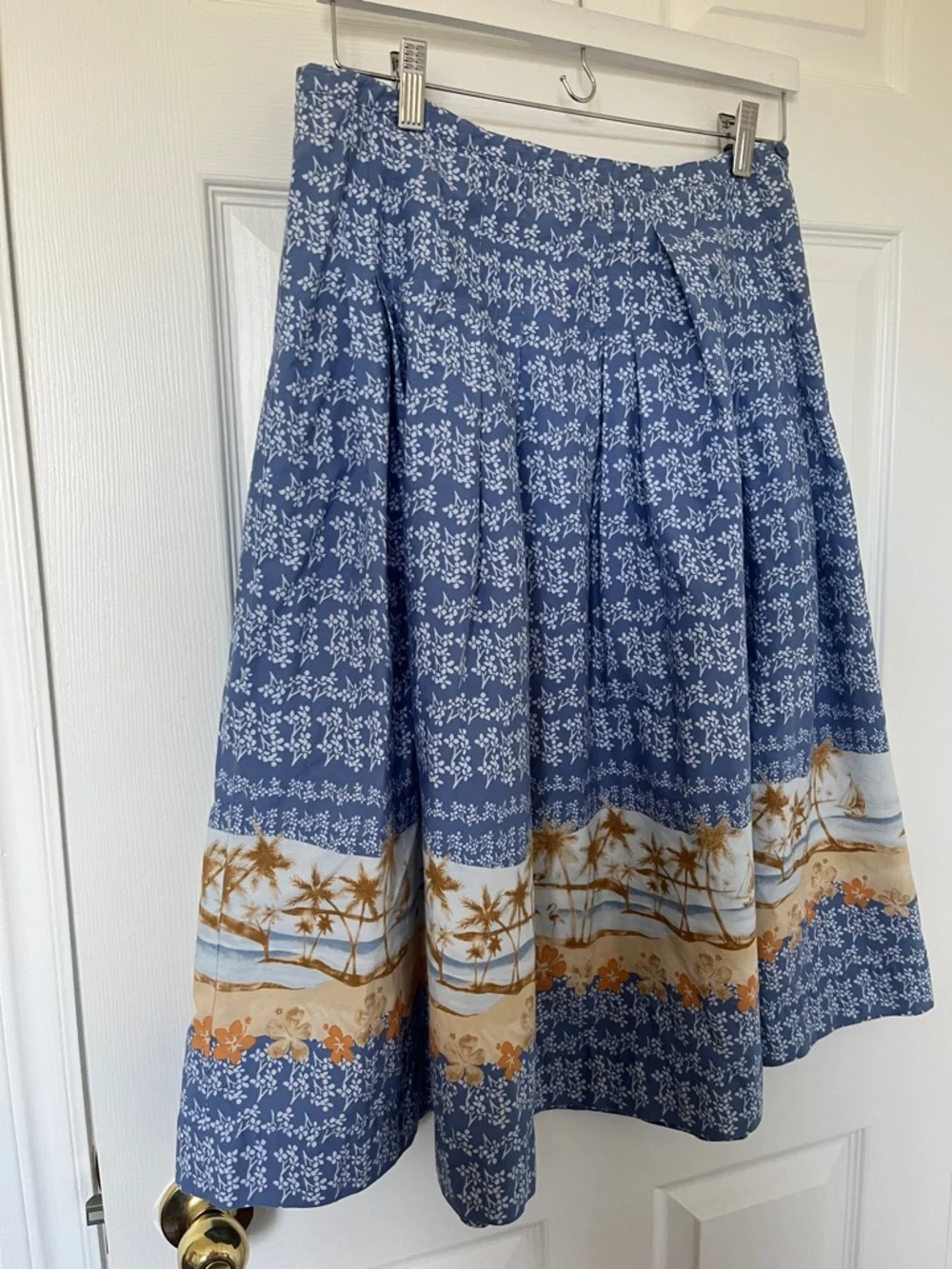Liz Claiborne Blue Floral Border Midi Skirt with Tan Accent - Picture 2 of 7